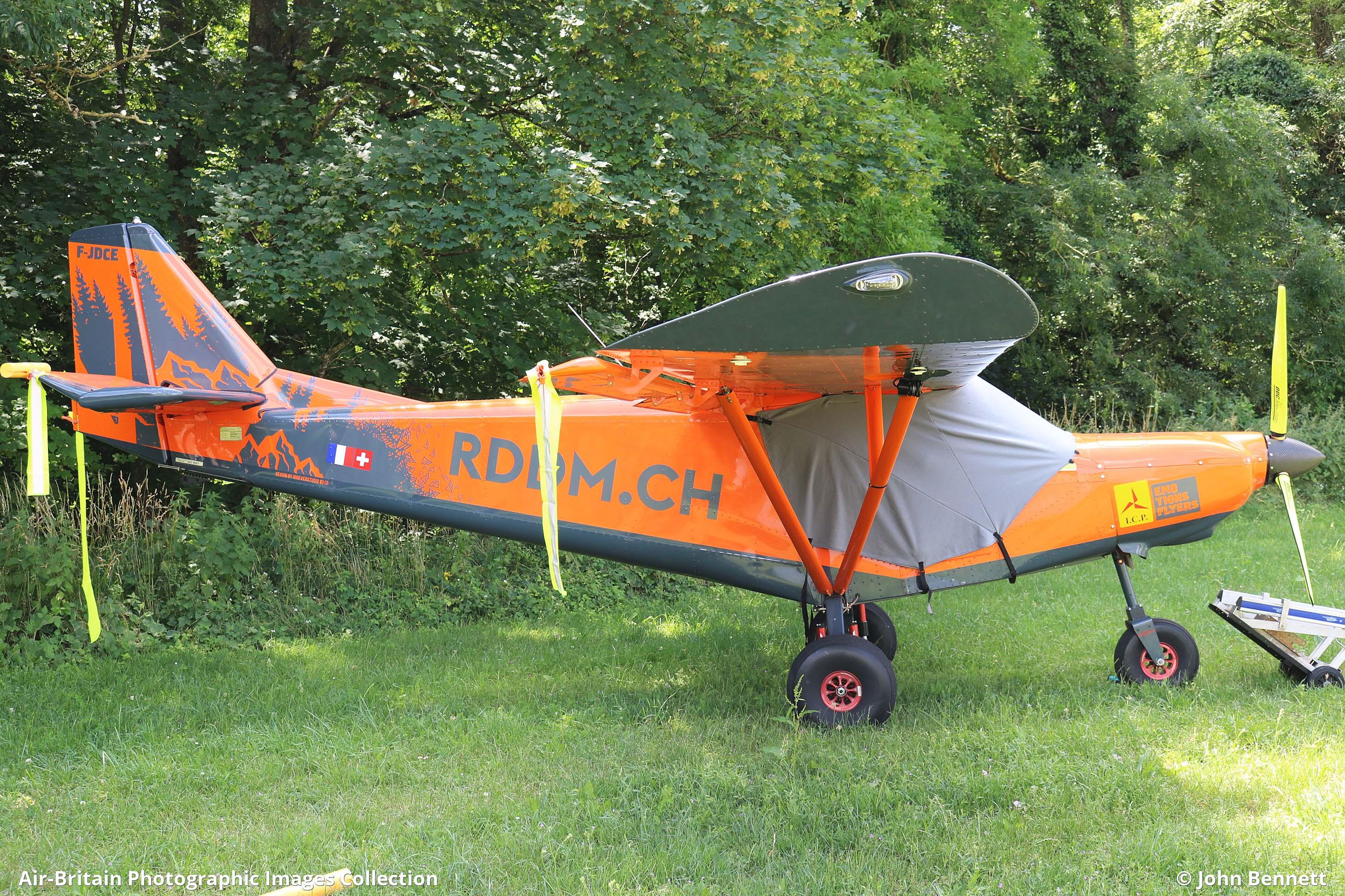 Aviation Photographs Of Registration 25AGY ABPic